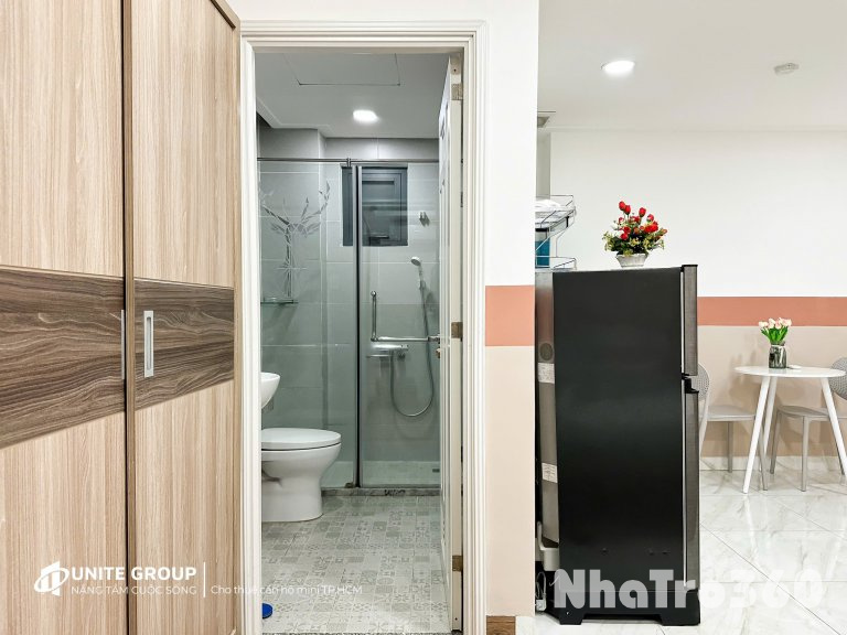 CĂN HỘ CHO THUÊ STUDIO TÁCH BẾP VỪA HOÀN THÀNH TẠI Q10 GẦN CÔNG TRƯỜNG DÂN CHỦ