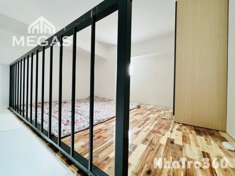 Gác cao trên m7, Full nội thất, ngay ngã tư 4 xã