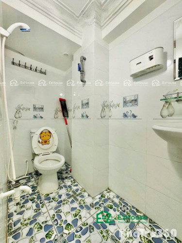 Full nội thất, quận 6, rộng thoáng, thang máy