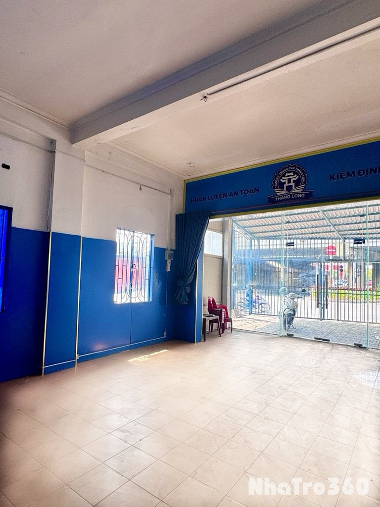 Cho thuê nguyên căn 1MT, 8PN, 9WC và sân thượng