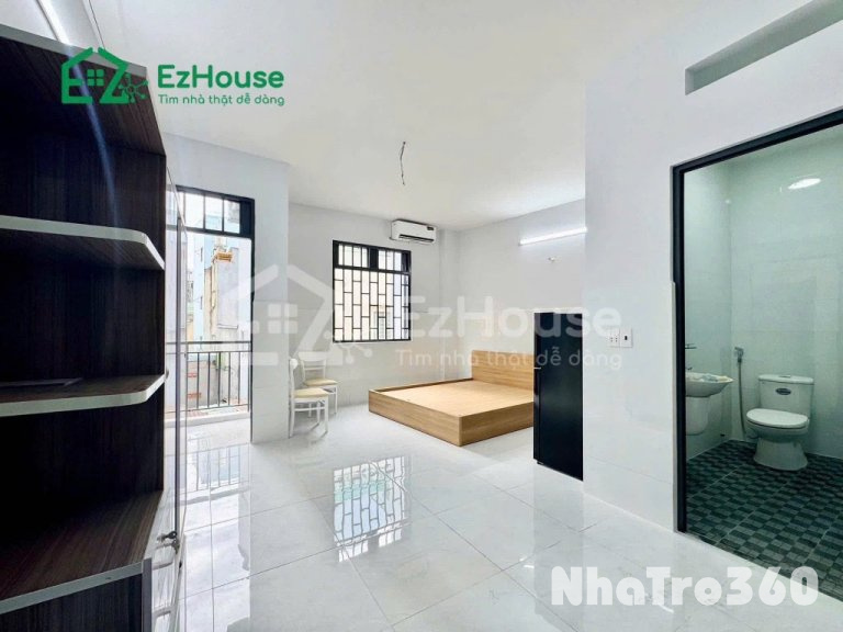 Full nội thất, ban công, cửa sổ lớn, Tân Phú