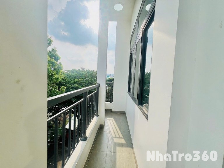 Nội thất cơ bản, cửa sổ, ban công, giá rẻ