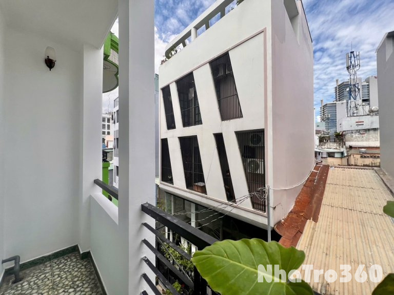 Cho thuê phòng rộng ban công mới đẹp