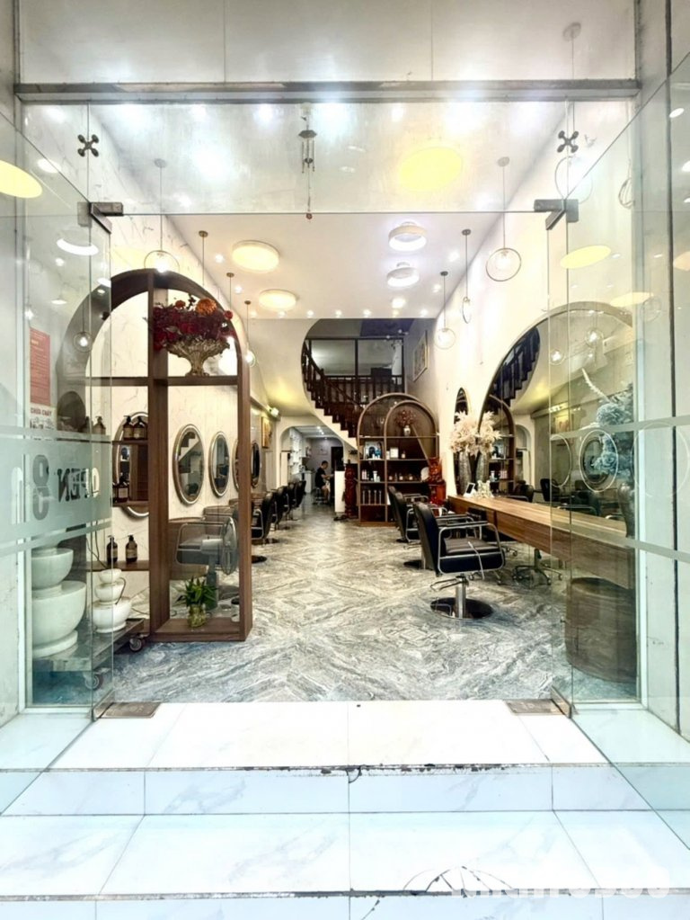 CHO THUÊ MẶT BẰNG Sau siêu thị BigC, giao giữa đường Thái Phiên và Hồng Bàng