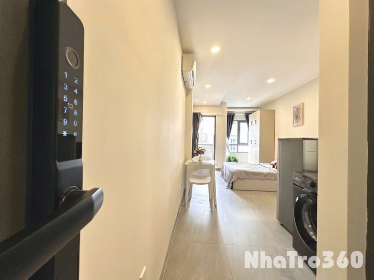 STUDIO BAN CÔNG FULL NT NGAY CÔNG VIÊN GIA ĐỊNH