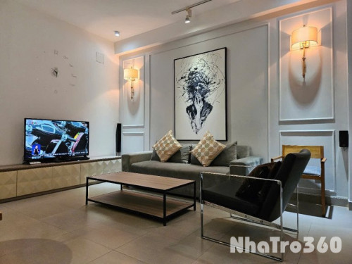 🌟 Cho thuê căn hộ ban công, Q4 - đường Khánh Hội