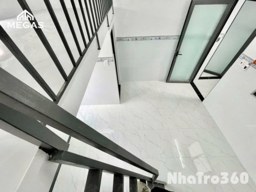 Nội thất cơ bản, cửa sổ, gác, thang máy, tự do