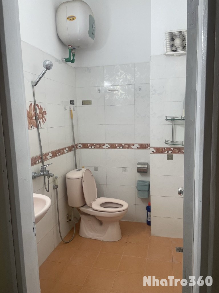 CHO THUÊ PHÒNG TRONG NHÀ NGUYÊN CĂN