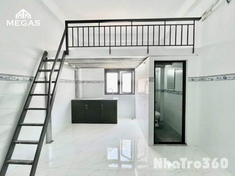 Có gác, mới xây 100%, rộng rãi, thoáng mát, q6