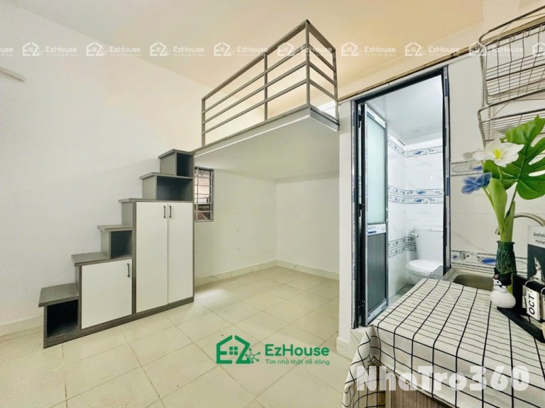 Có gác, Full nội thất, mặt tiền chợ lớn