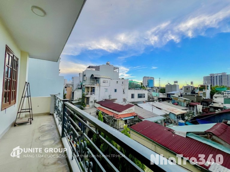 1PN BAN CÔNG, MÁY GIẶT RIÊNG, FULL NT QUẬN 1