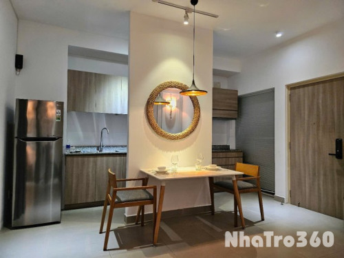 🌟 Cho thuê căn hộ ban công, Q4 - đường Khánh Hội