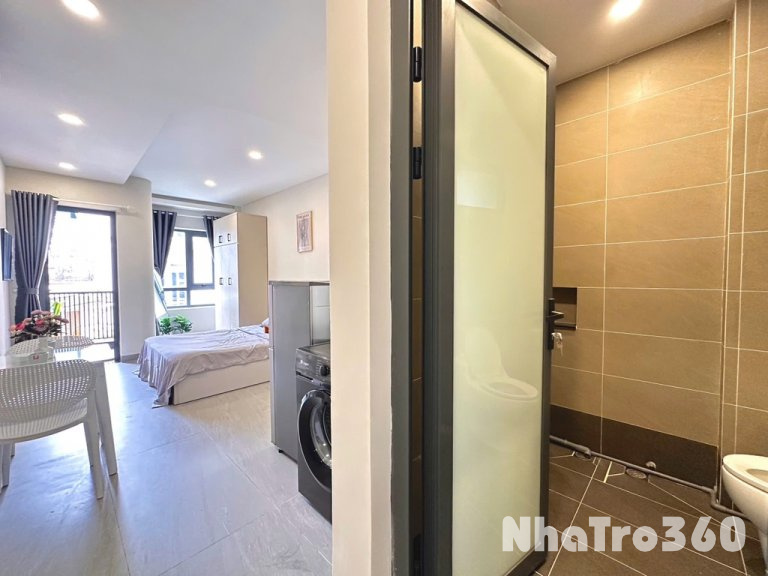 STUDIO BAN CÔNG FULL NT NGAY CÔNG VIÊN GIA ĐỊNH