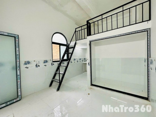 Có gác, mới xây 100%, thoáng mát