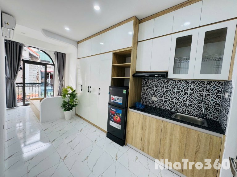 (Cực hiếm) Căn hộ Studio và Gác xép 25m2 mới khai trương tại ngõ 197 phố Hoàng Mai - Nội thất đẹp
