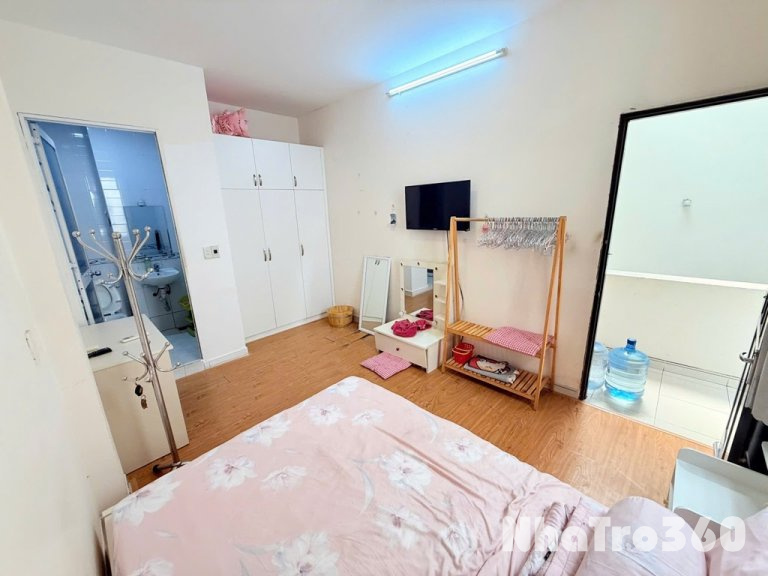 Full nội thata, cửa sổ trời, tự do, giá rẻ