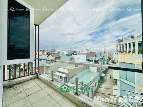 Nội thất cơ bản, tách bếp, ban công, cửa sổ