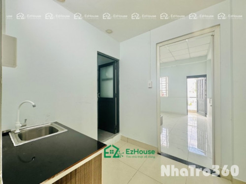 Nội thất cơ bản, tách bếp, ban công, cửa sổ