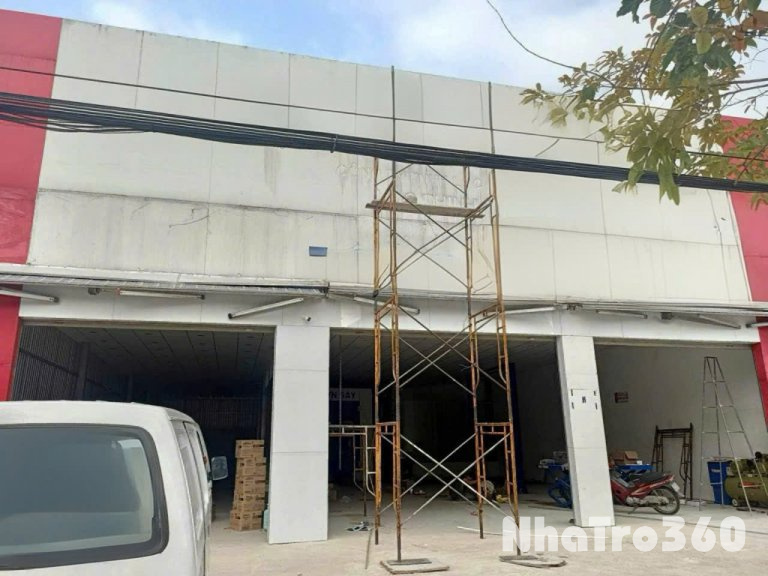 🏢 CHO THUÊ MẶT BẰNG/ KHO XƯỞNG RỘNG 820m2 – MẶT TIỀN NGUYỄN TẤT THÀNH