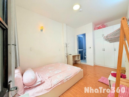 Full nội thata, cửa sổ trời, tự do, giá rẻ