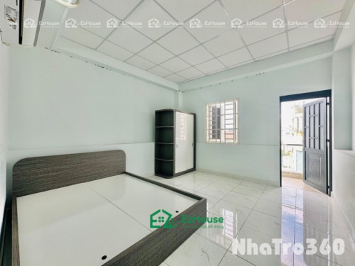 Nội thất cơ bản, tách bếp, ban công, cửa sổ