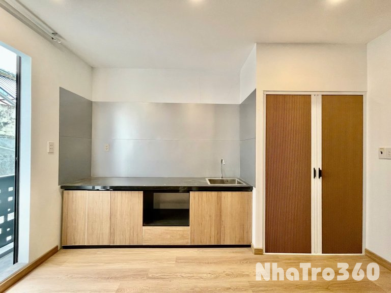 CĂN HỘ BAN CÔNG FULL NỘI THẤT QUẬN 4