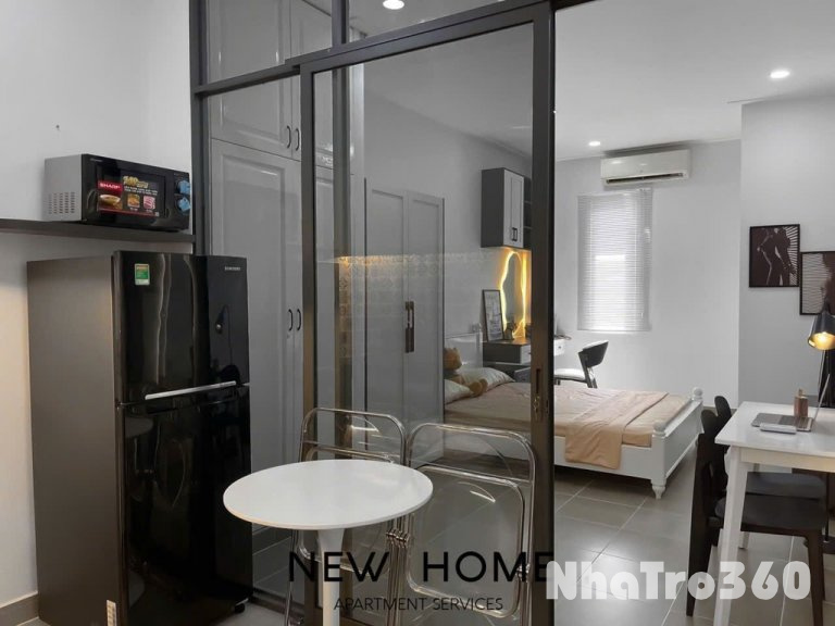 Căn Hộ 1 Phòng Ngủ Ban Công Full Nội Thất Tại Q1