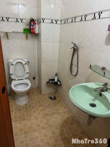 CHO THUÊ PHÒNG 50m2 ĐƯỜNG TRẦN VĂN HOÀNG, P.9, TÂN BÌNH.