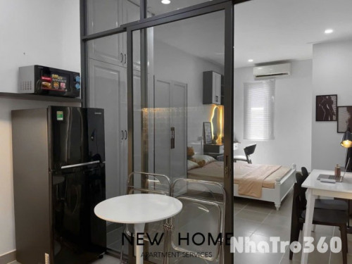 Căn Hộ 1 Phòng Ngủ Ban Công Full Nội Thất Tại Q1