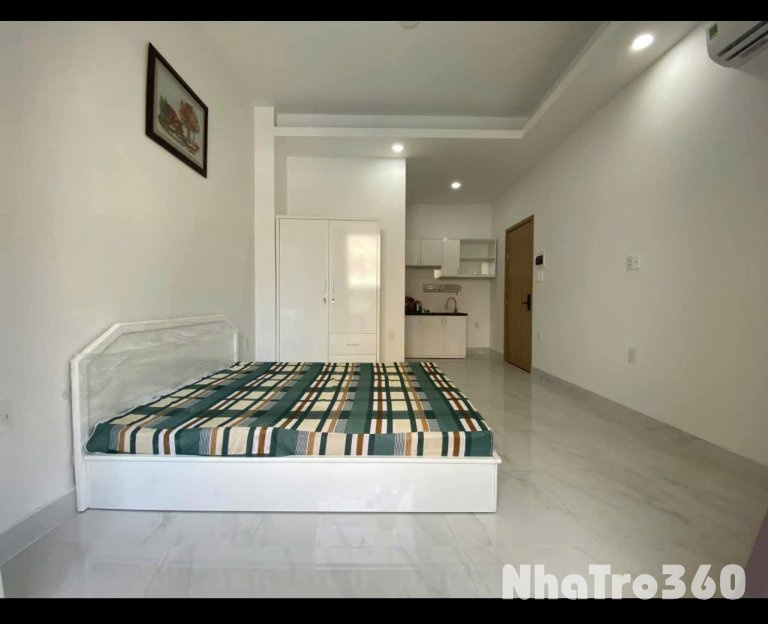 Trống sẵn 1 phòng studio ban công rộng thoáng mát ngay trung tâm quận 10