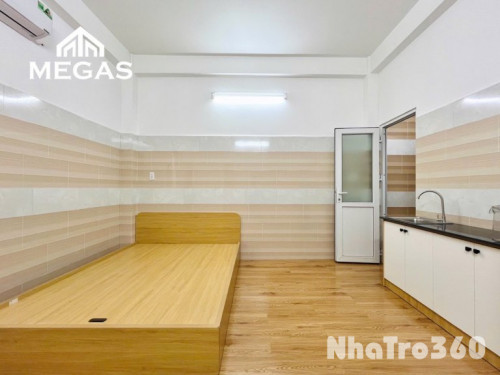 Phòng full nội thất, free xe, cửa sổ, tự do