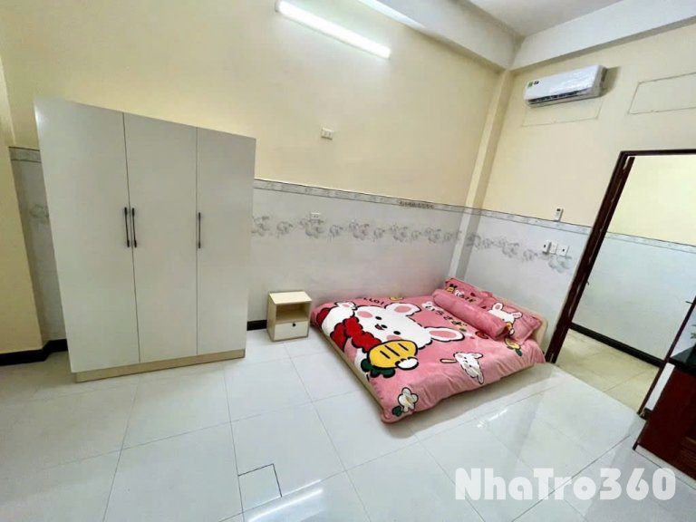 Full nội thất, ban công, tách bếp, quận 12