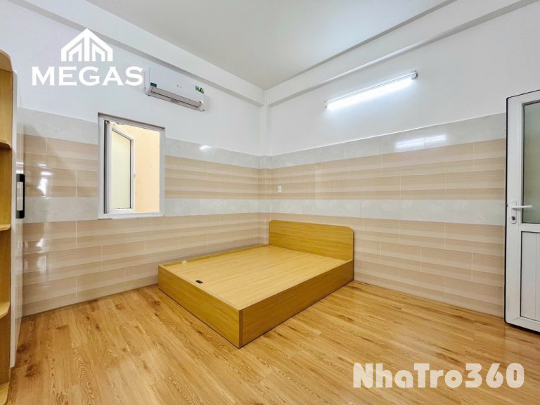 Full nội thất, ngay công viên Phú Lâm 3tr5