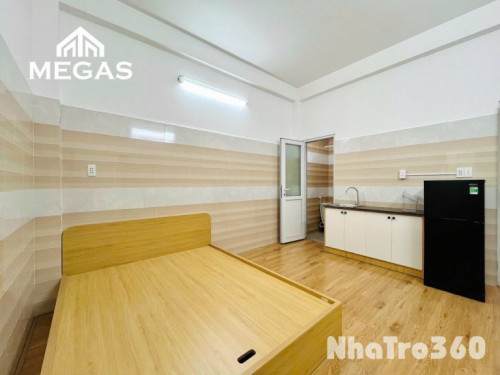 Full nội thất, ngay công viên Phú Lâm 3tr5