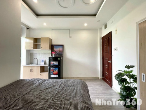 CĂN HỘ CHO THUÊ STUDIO BAN CÔNG RỘNG ĐẸP NGAY TRUNG TÂM QUẬN 10