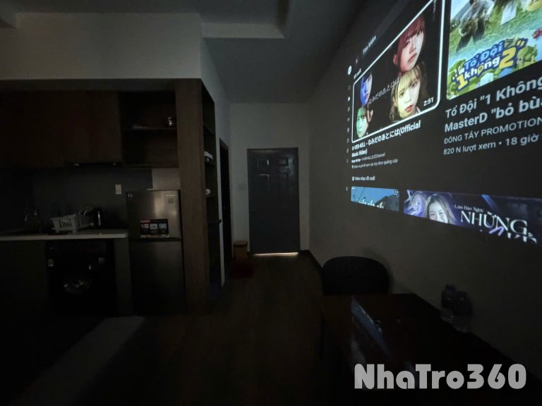 CĂN HỘ BAN CÔNG FULL NỘI THẤT QUẬN 1