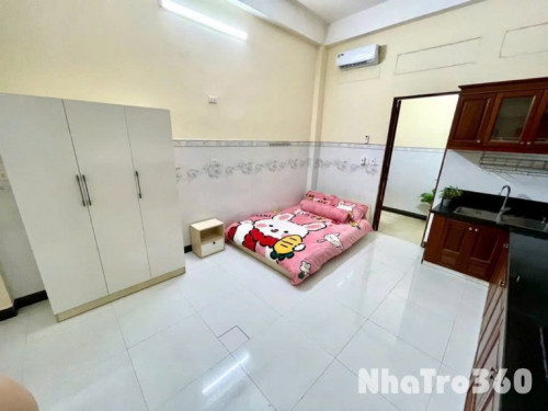 Full nội thất, ban công, tách bếp, quận 12