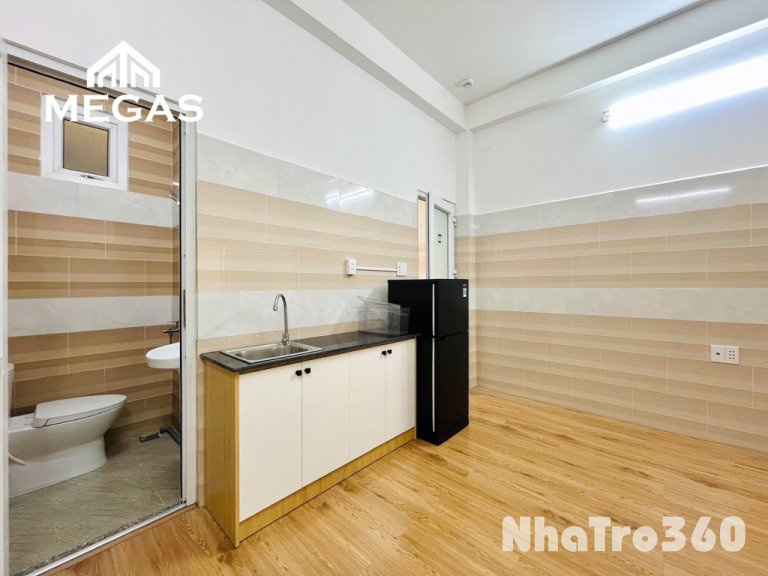 Phòng full nội thất, free xe, cửa sổ, tự do