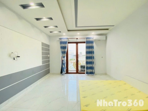 Full nội thất, rộng thoáng, cửa sổ lớn, 4tr2