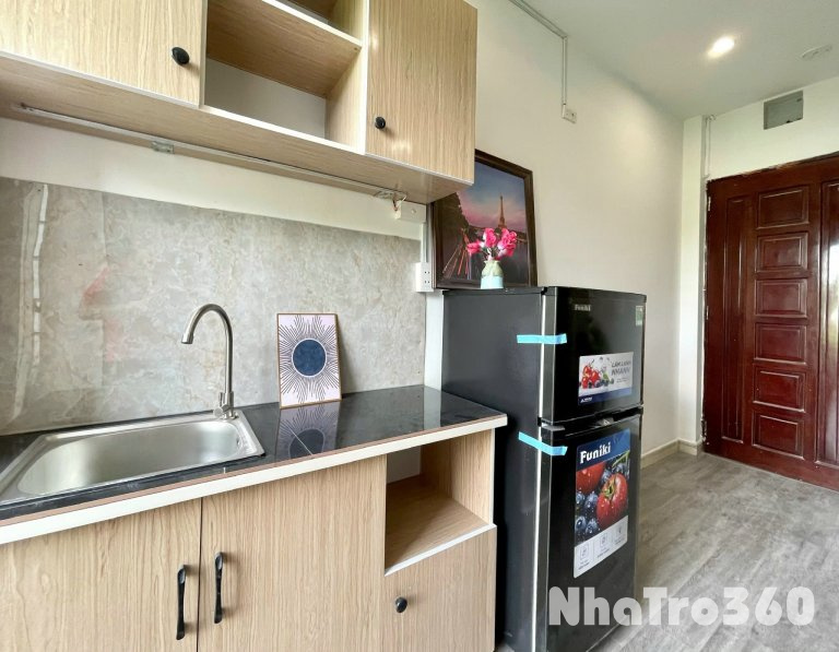 CĂN HỘ CHO THUÊ STUDIO BAN CÔNG RỘNG ĐẸP NGAY TRUNG TÂM QUẬN 10