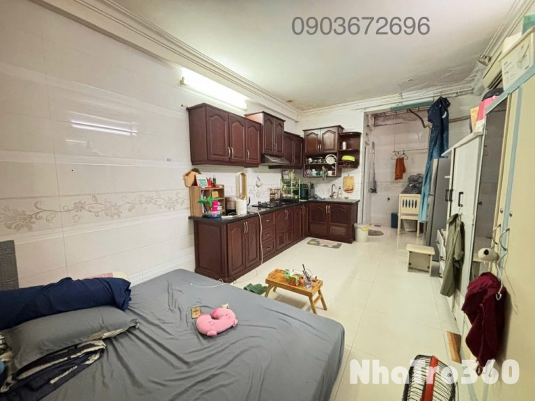 Phòng trống đầy đủ tiện nghi vào ở ngay