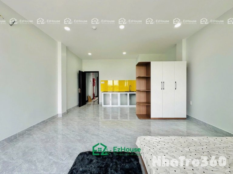 Full nội thất, ban công, siêu rộng thoáng