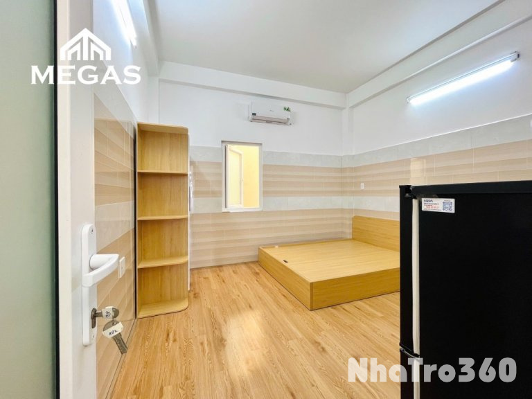 Full nội thất, ngay công viên Phú Lâm 3tr5