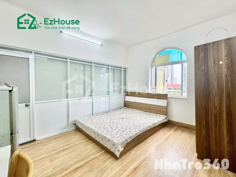 Full nội thất, thang máy, tự do, giá rẻ