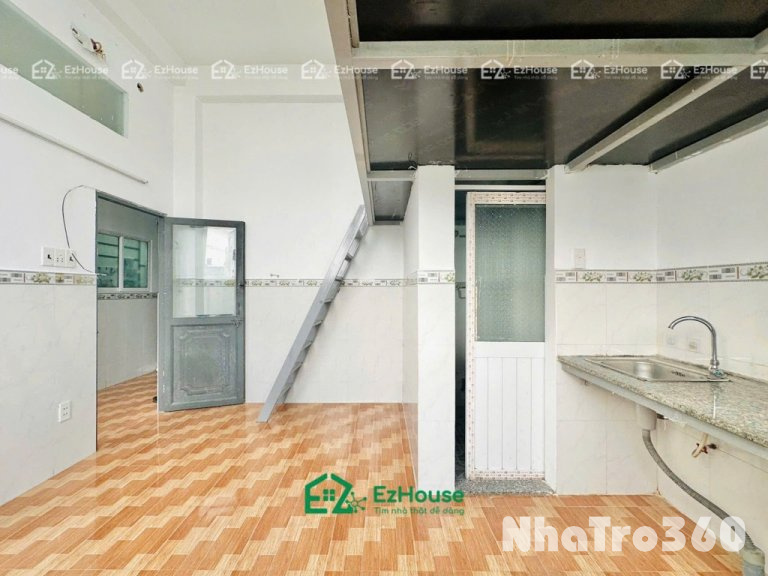 Cửa sổ cực lớn, có gác, 4tr Tân Phú, rộng thoáng