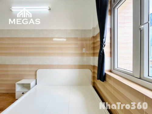 Full nội thất, ban công, cửa sổ, tự do, giá rẻ