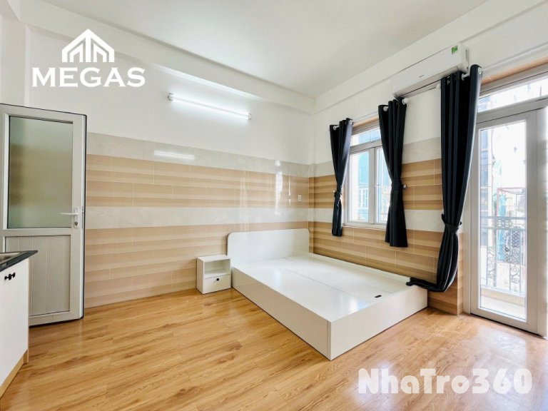 Full nội thất, ban công riêng, 4tr5 cv Phú Lâm