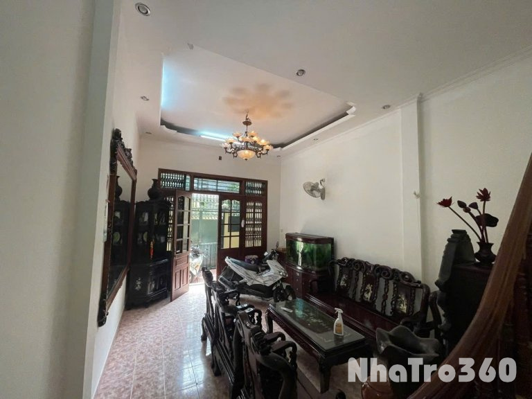 Cho thuê nhà nguyên căn Phố Minh Khai 3 tầng x 60m2, 4 ngủ, KD online kết hợp ở gđ, 15 Triệu