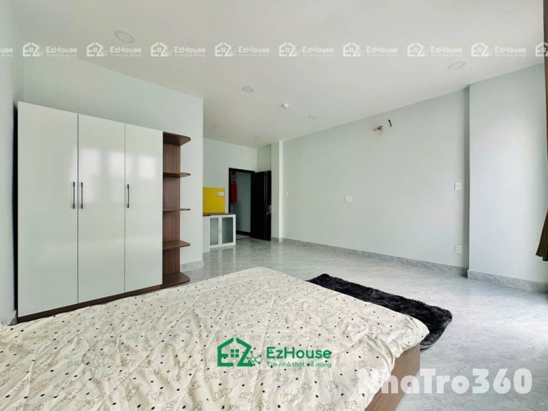 Full nội thất, cửa sổ trời, thang máy, tự do