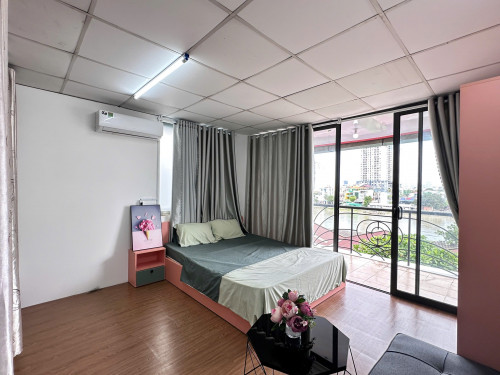 Cho thuê căn hộ 1PN, Q4 || Đường Tôn Thất Thuyết || gần Nhà Thờ Xóm Chiếu, cầu Kênh Tẻ